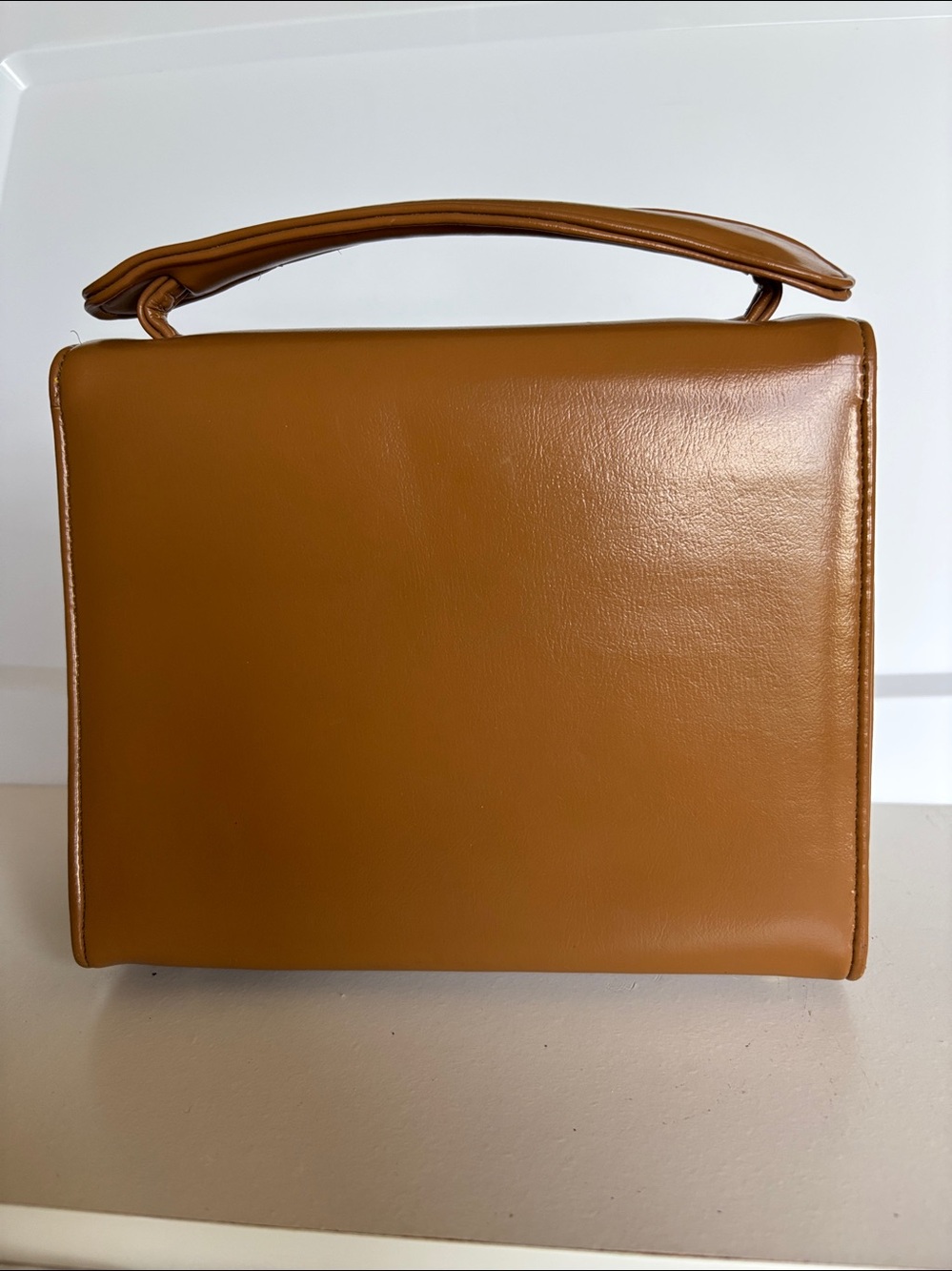 Classic Vintage Top-Handle Women's Bag in Cognac Brown - Picture 3 of 13